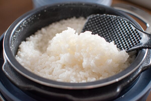 「糖質カット炊飯器」景表法違反のおそれも/国民生活センター